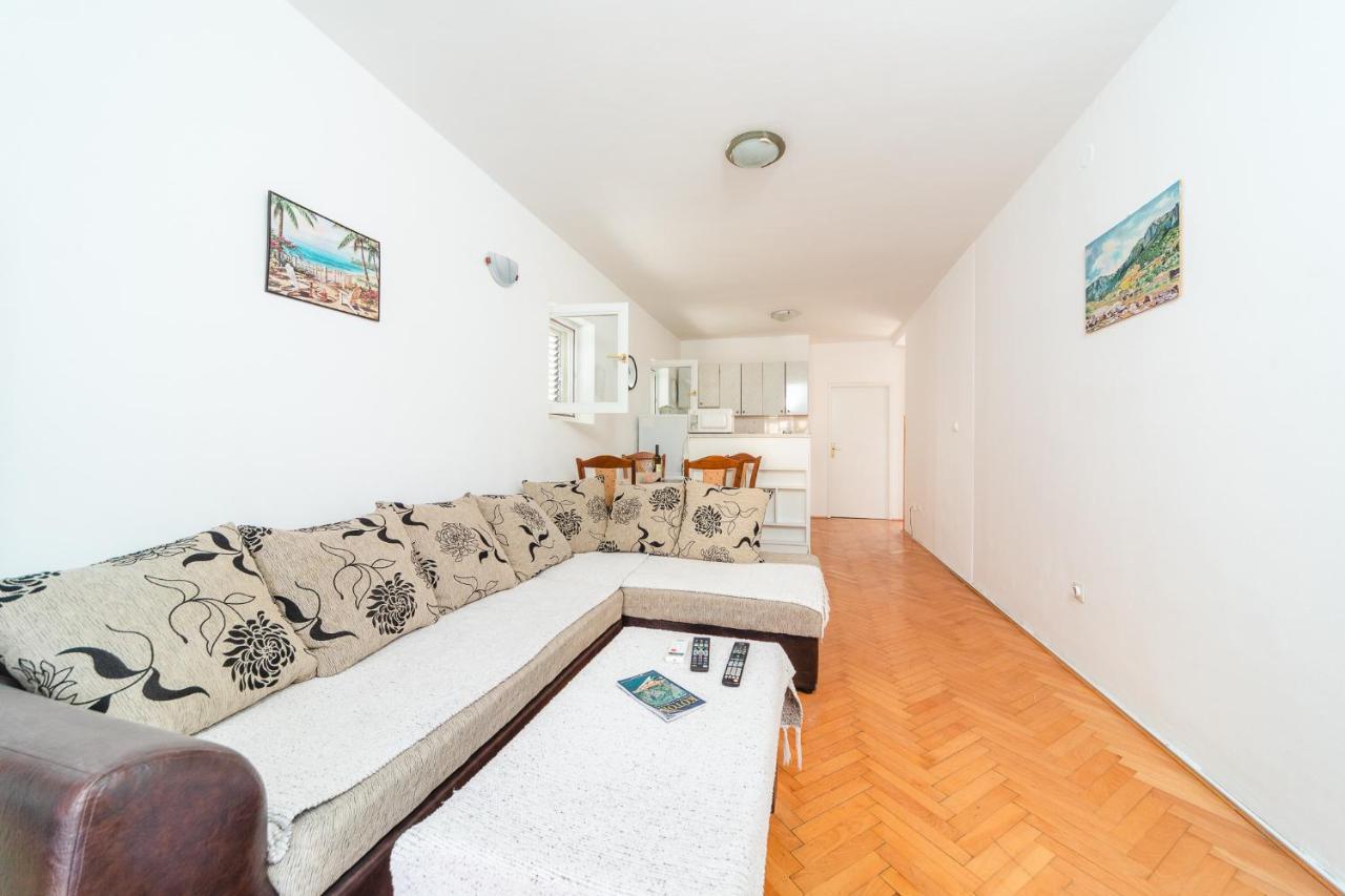 Apartment Matea Kotor Buitenkant foto